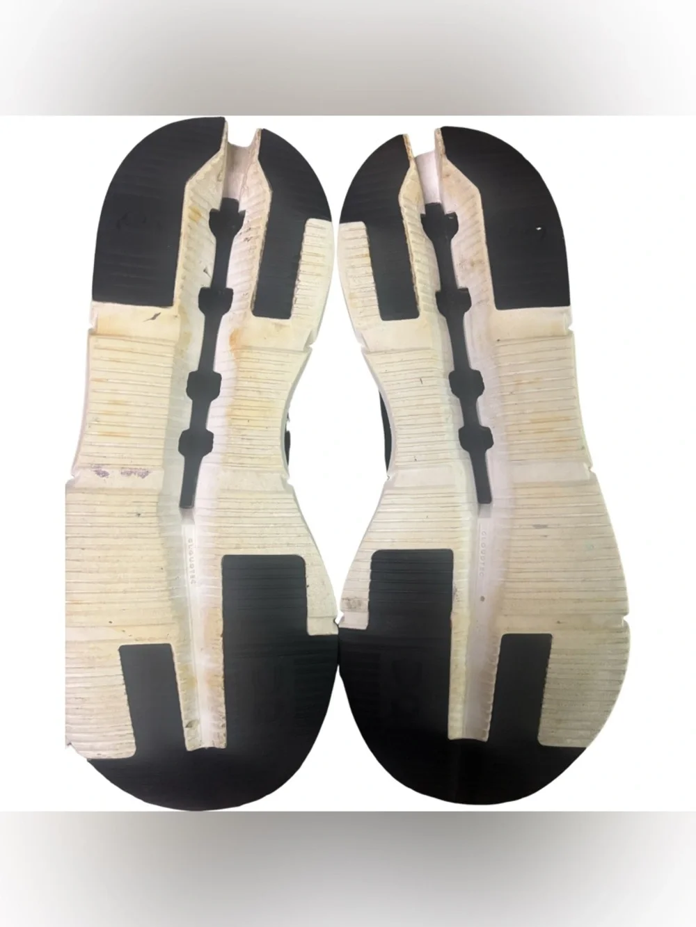ON Cloudnova sneakers Size 12